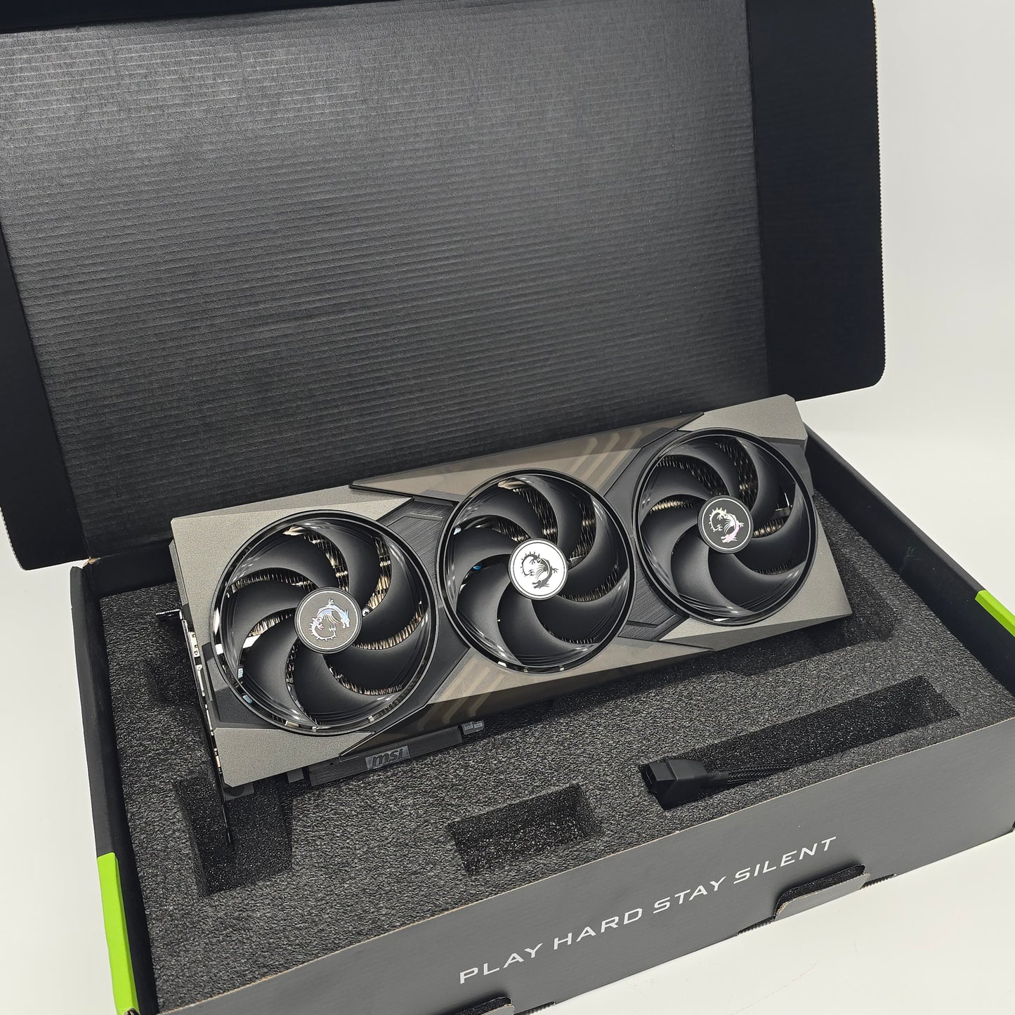 RTX 5090 MSI Gaming Trio OC 32GB, NVIDIA Gaming Graphics Card GPU