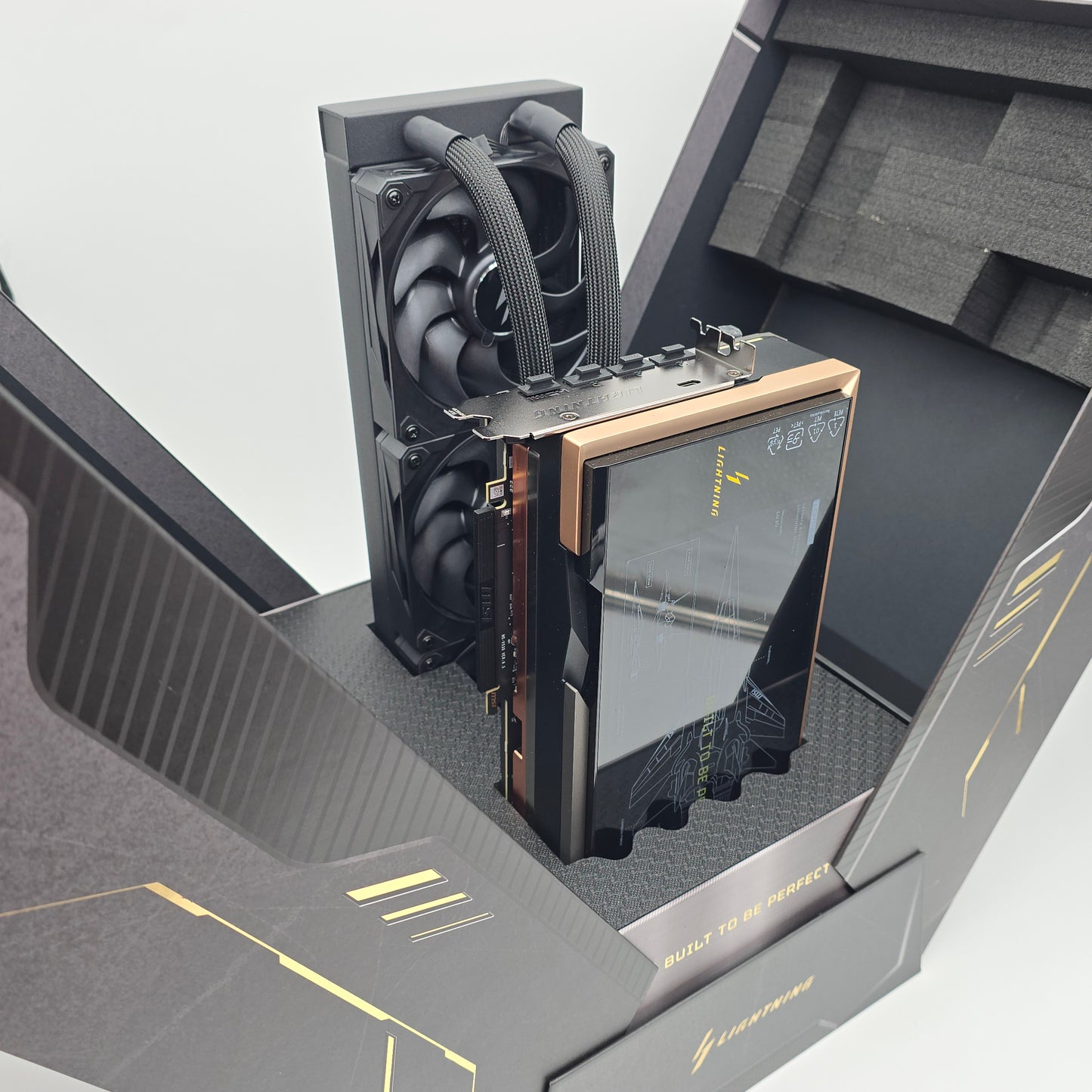 RTX 5090 MSI LIGHTNING Z 32GB Liquid Cooled Limited Edition, NVIDIA Gaming Graphics Card GPU