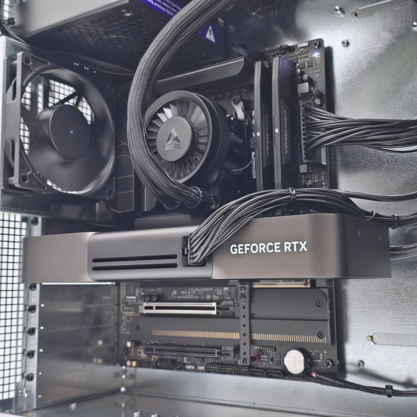 RTX 5090, AMD Ryzen 9 9950X, 64GB DDR5 RAM, 4TB 9100 PRO Gen 5 NVMe, Custom High End Liquid Cooled AMD/NVIDIA Workstation PC for AI, LLM, ML