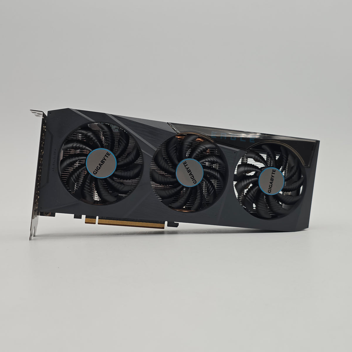 RX 6600 Gigabyte 8GB, AMD Gaming Graphics Card GPU