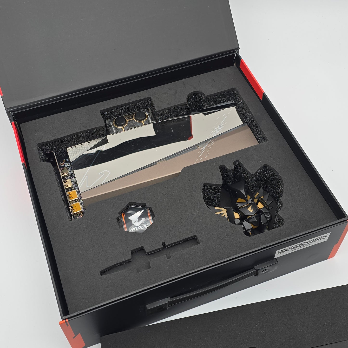 RX 6900 XT Gigabyte Xtreme 16GB, AMD Radeon Gaming Graphics Card GPU