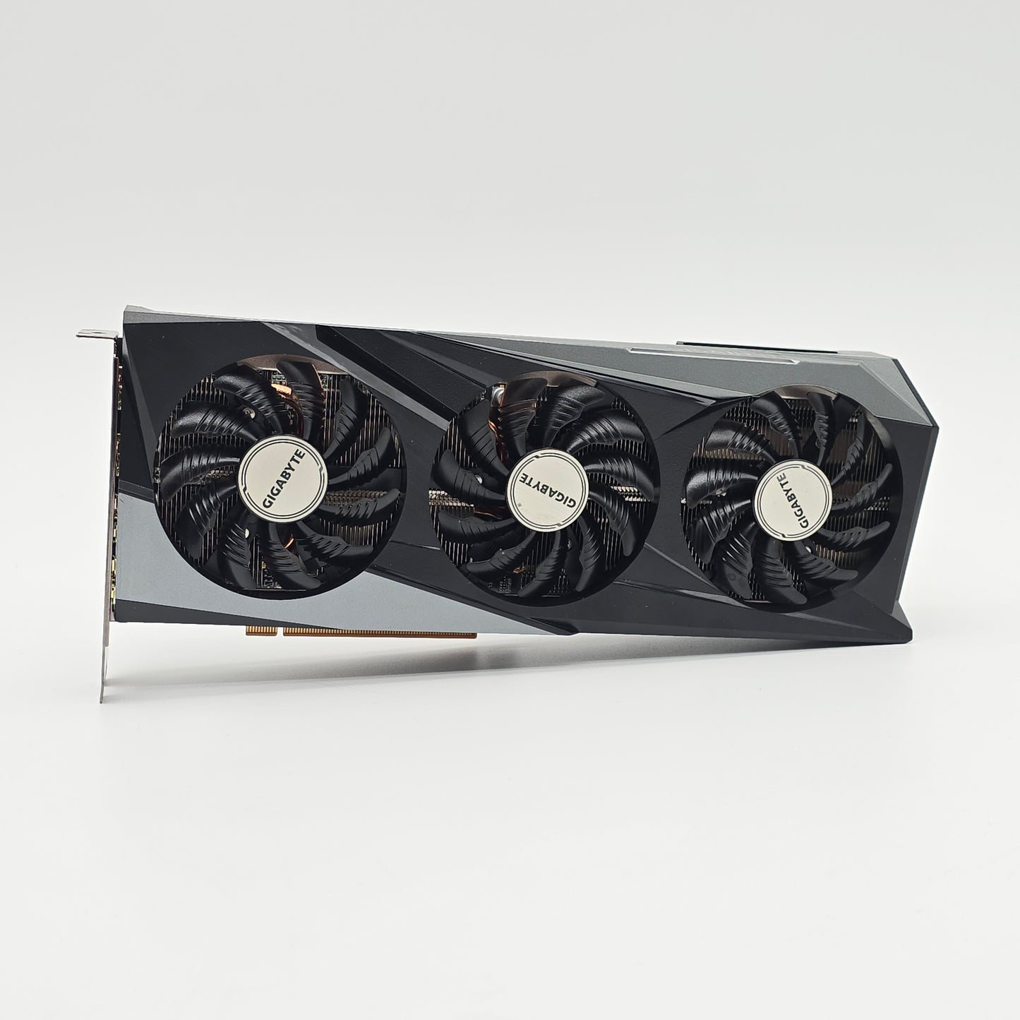 RX 7600 Gigabyte Gaming OC 8GB, AMD Radeon Gaming Graphics Card GPU