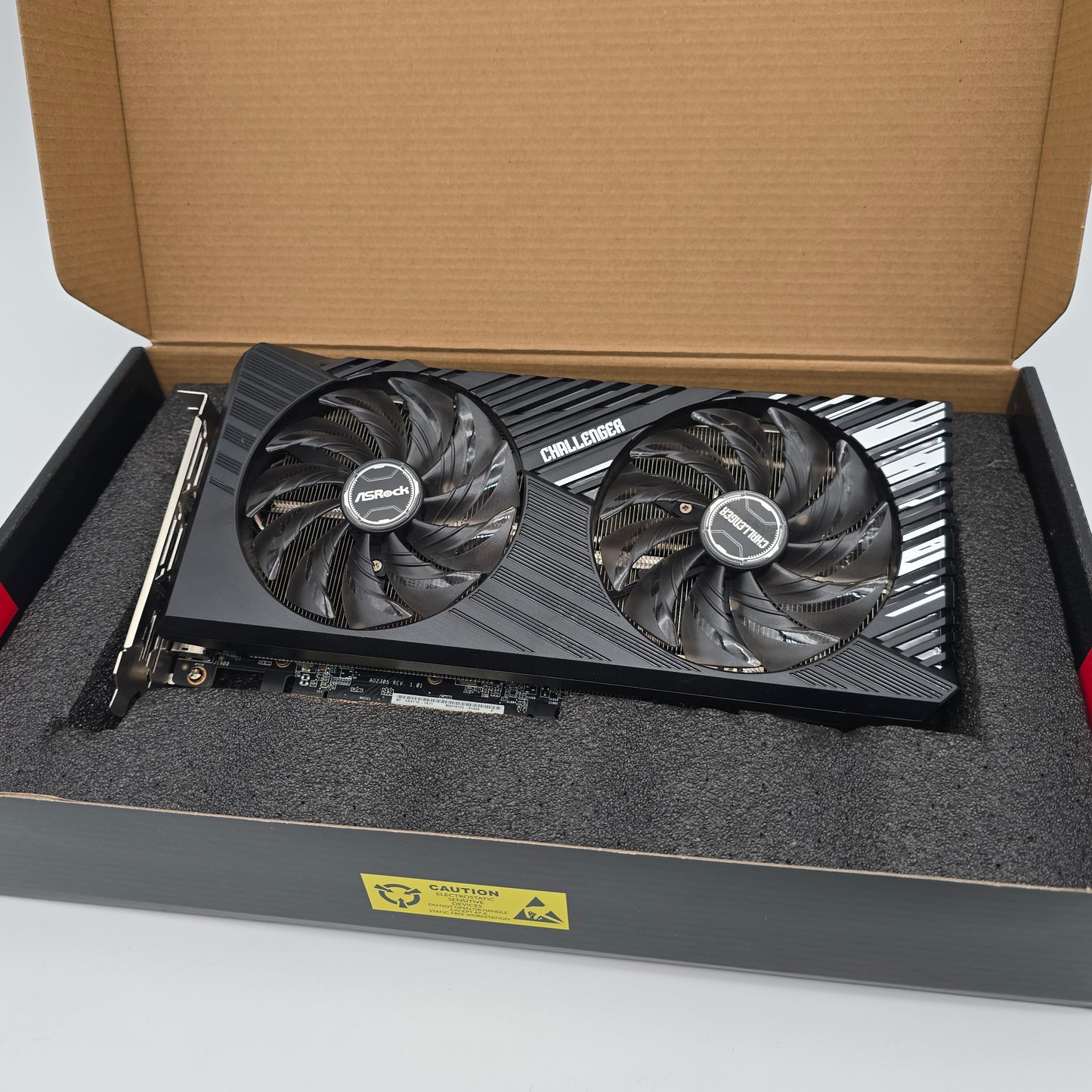 RX 7600 XT ASRock Challenger OC 16GB, AMD Radeon Gaming Graphics Card GPU