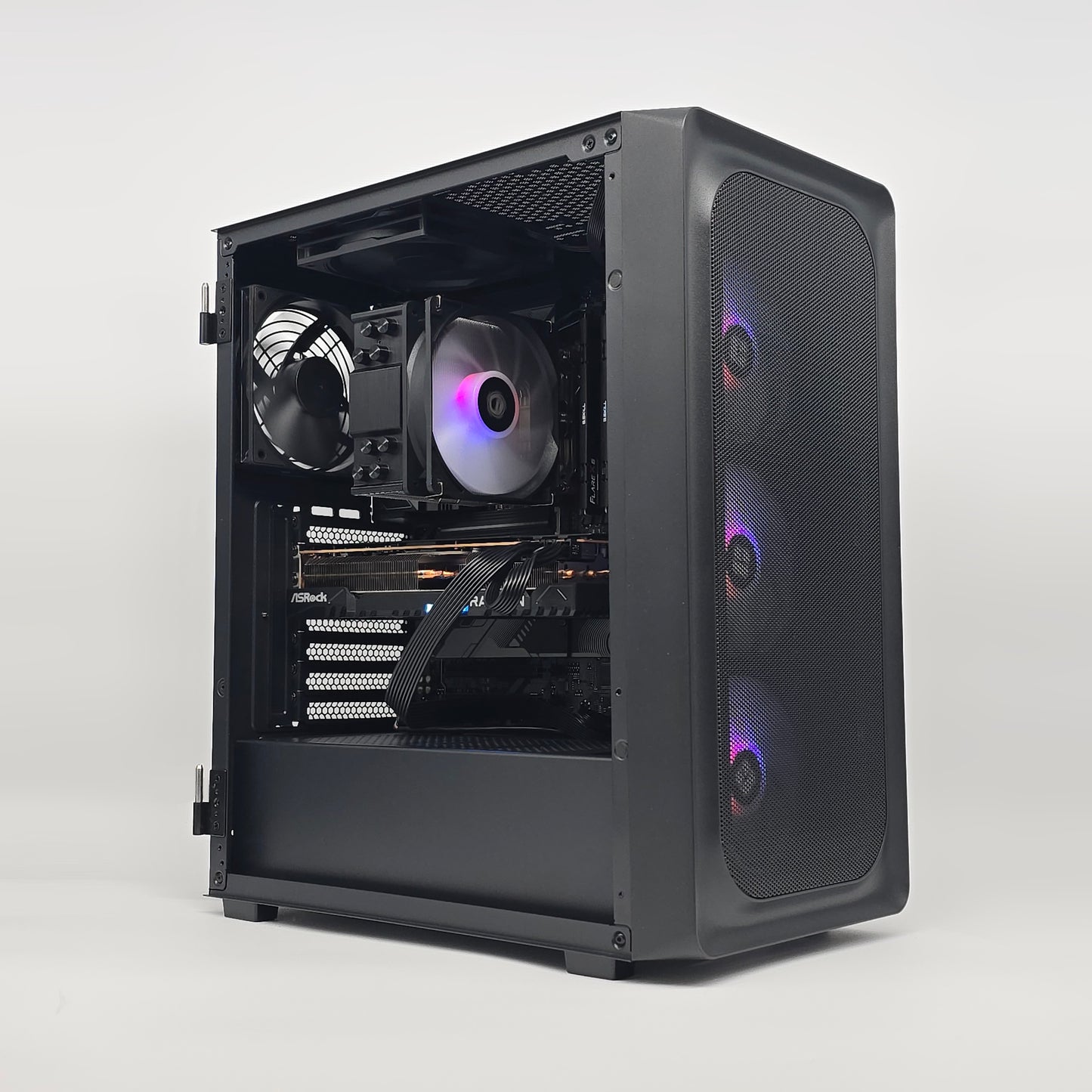 RX 7900 GRE, Ryzen 7 7700X, 32GB DDR5, Custom Gaming PC