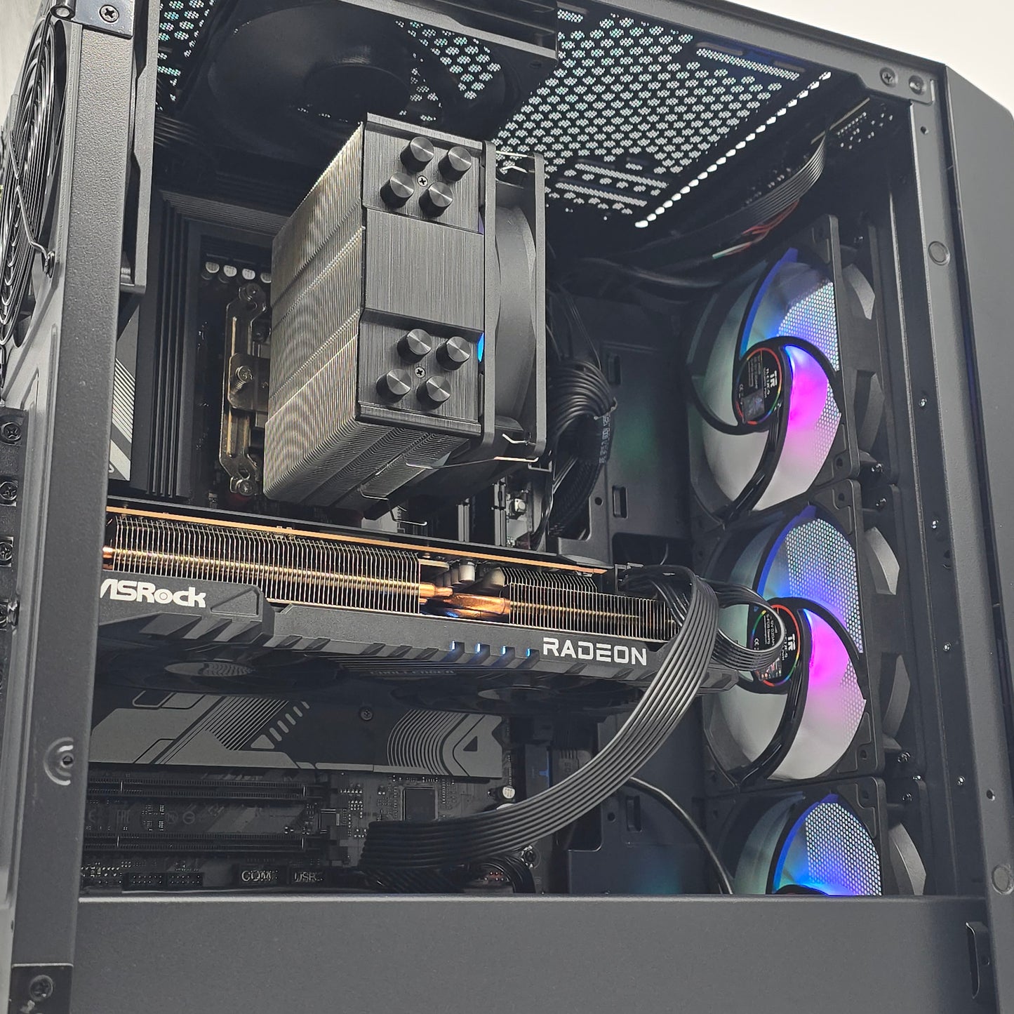 RX 7900 GRE, Ryzen 7 7700X, 32GB DDR5, Custom Gaming PC
