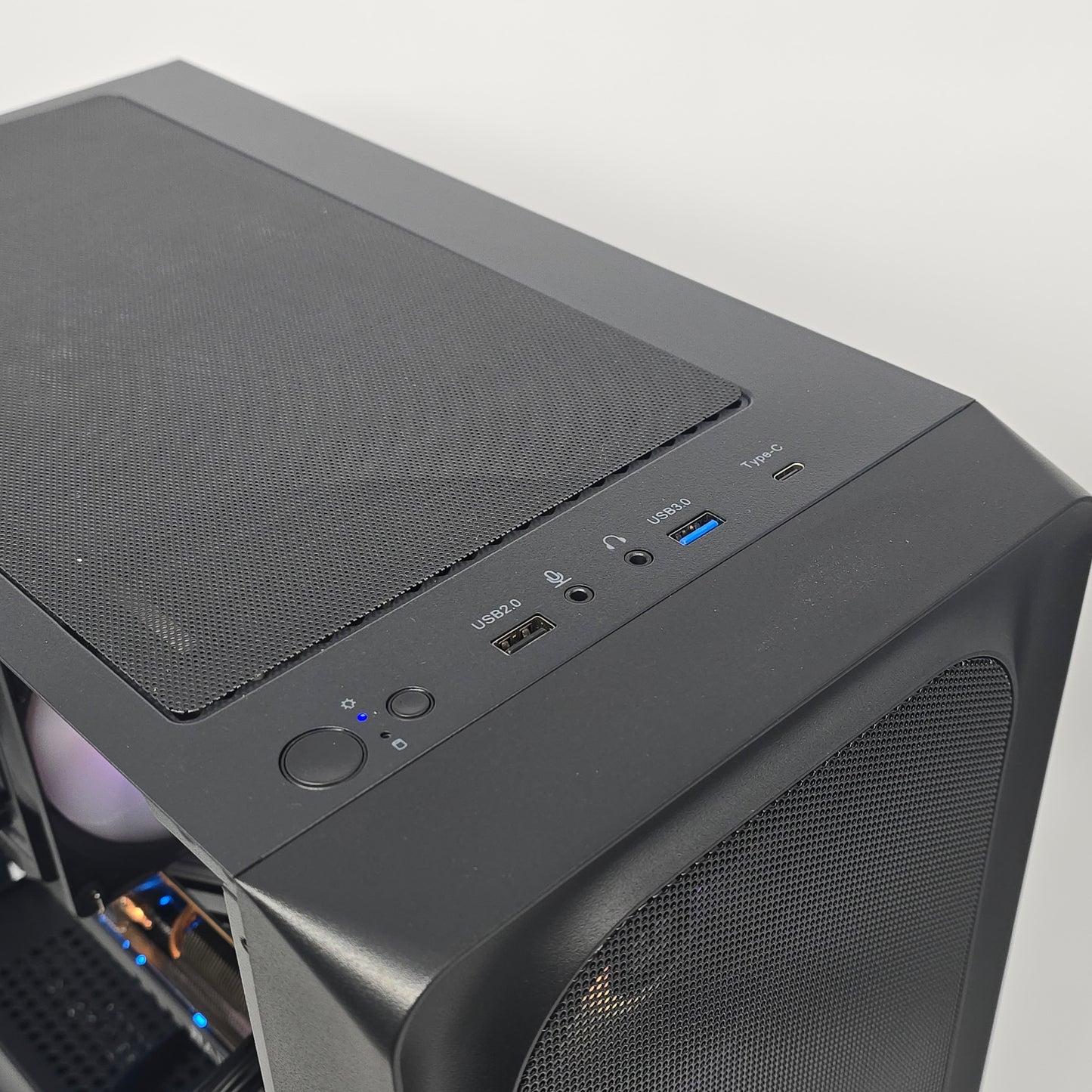 RX 7900 GRE, Ryzen 7 7700X, 32GB DDR5, Custom Gaming PC