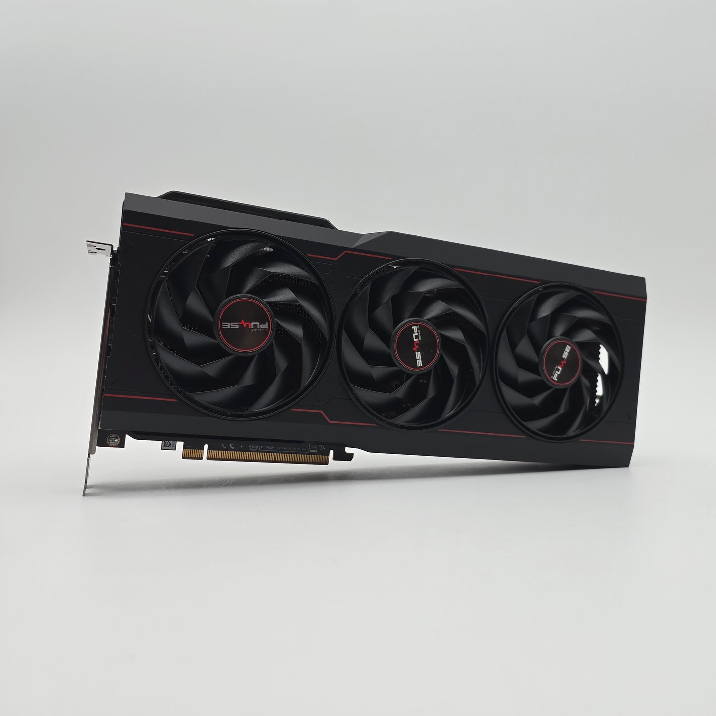 RX 7900 XT Sapphire Pulse 20GB, AMD Radeon Gaming Graphics Card GPU