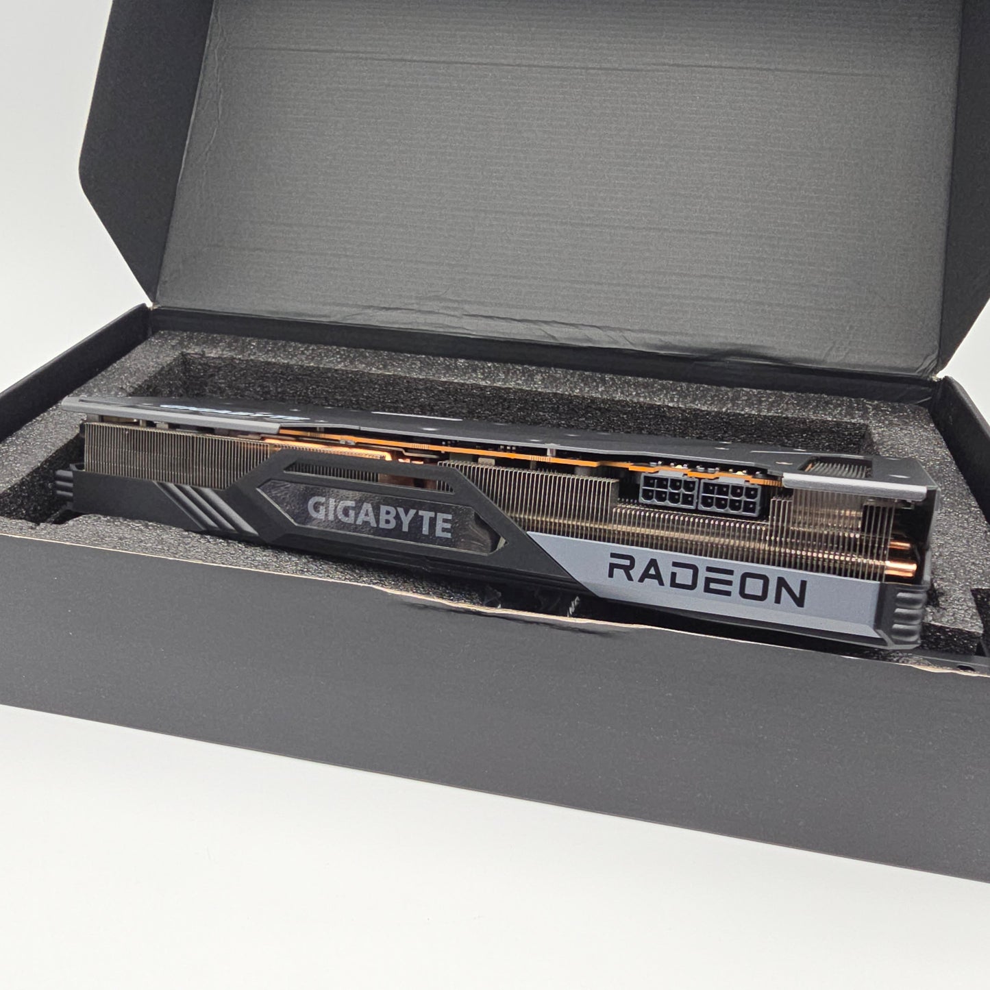 RX 7900 XTX Gigabyte Gaming OC 24GB, AMD Radeon Gaming Graphics Card GPU