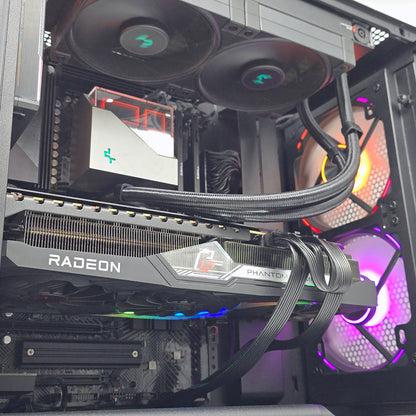 RX 7900 XTX, Ryzen 7 7800X3D, 32GB DDR5, 2TB NVMe, Custom Liquid Cooled Gaming PC