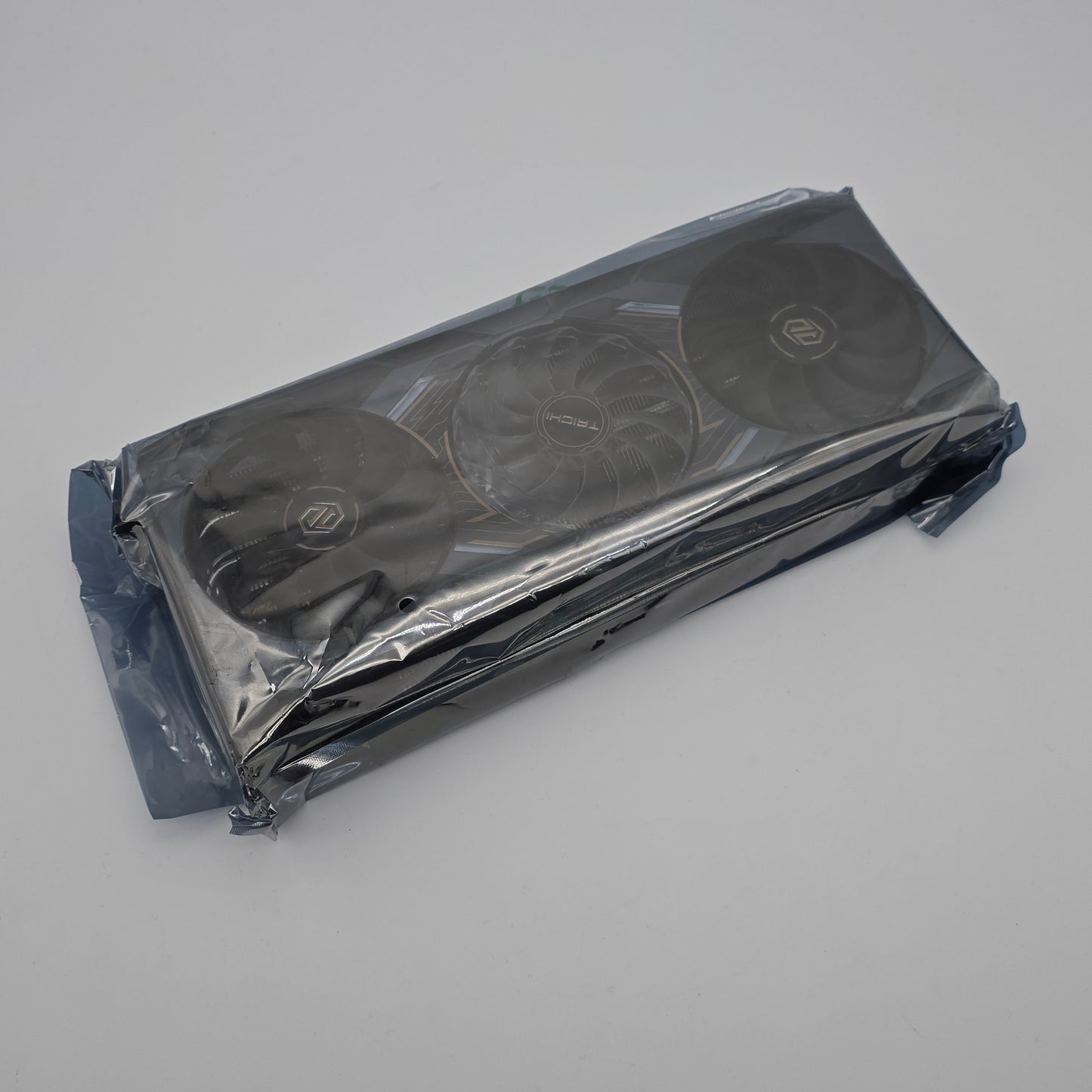 RX 9070 XT ASROCK Taichi OC 16GB, AMD Radeon Gaming Graphics Card GPU