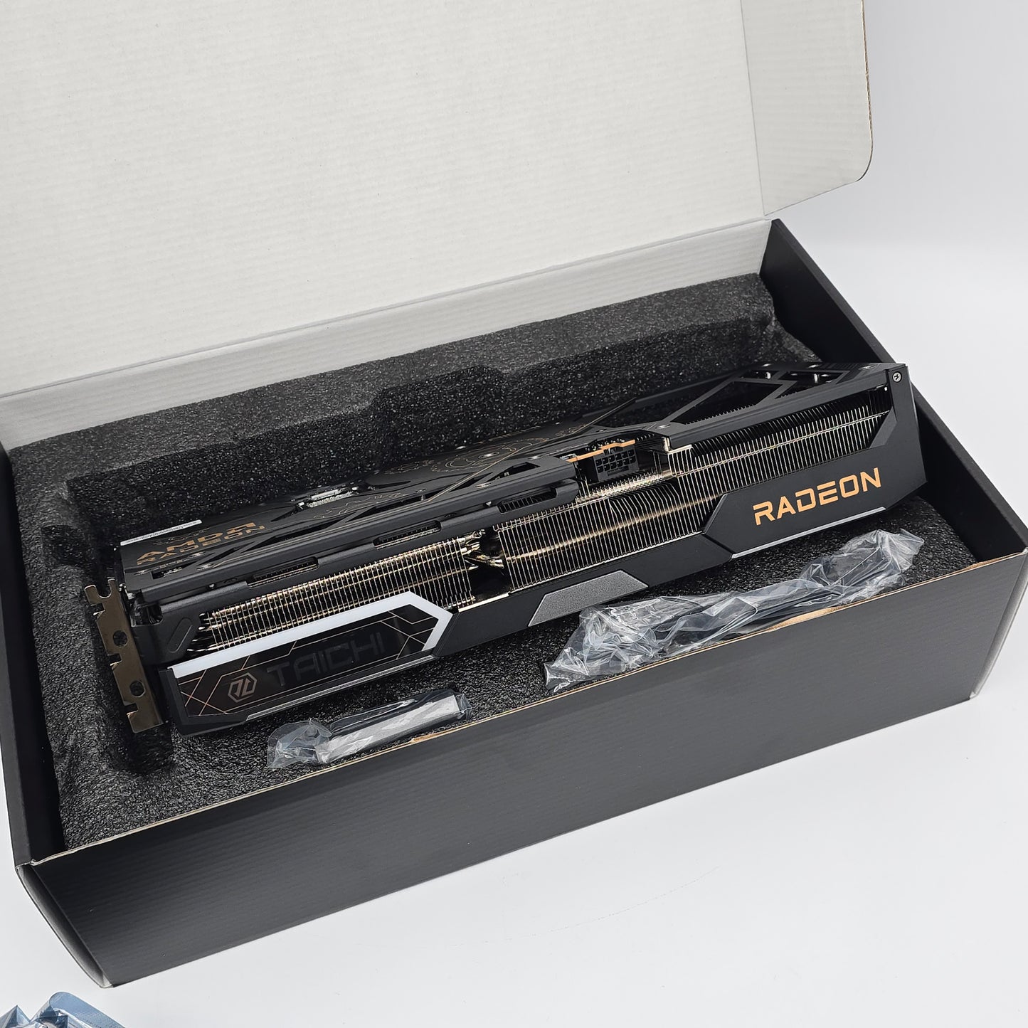 RX 9070 XT ASRock Taichi OC 16GB, AMD Radeon Gaming Graphics Card GPU, 9070XT