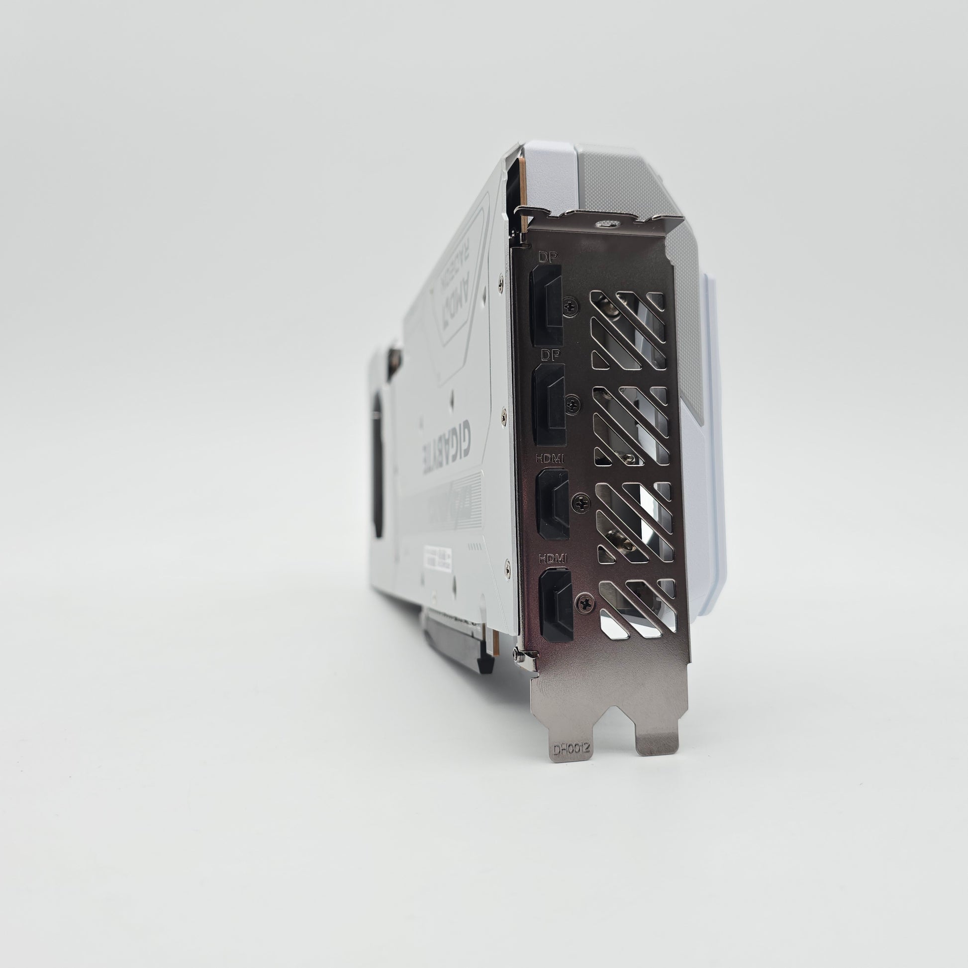 RX 9070 XT Gigabyte Gaming Ice OC 16GB, AMD Gaming Graphics Card GPU