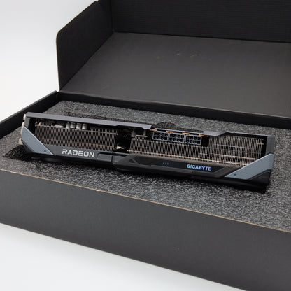 RX 9070 XT Gigabyte Gaming OC 16GB, AMD Radeon Gaming Graphics Card GPU