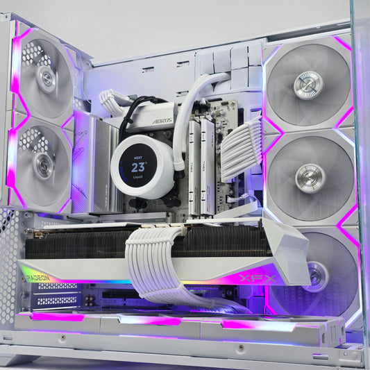 RX 9070 XT, Ryzen 7 7800X3D, 64GB DDR5, Custom Liquid Cooled White Gaming PC