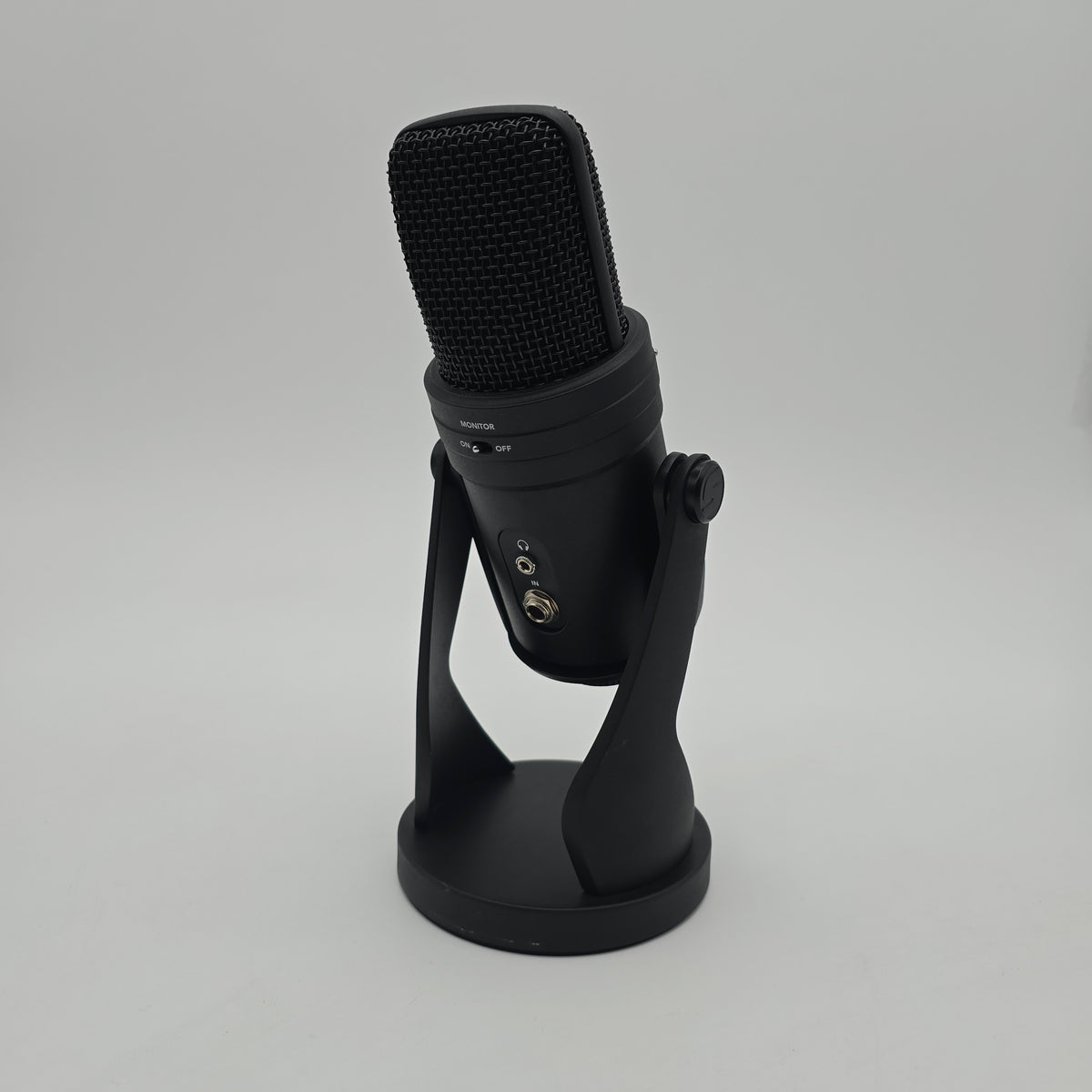 Samson G Track Pro USB Condenser Microphone, For Gaming and Streaming