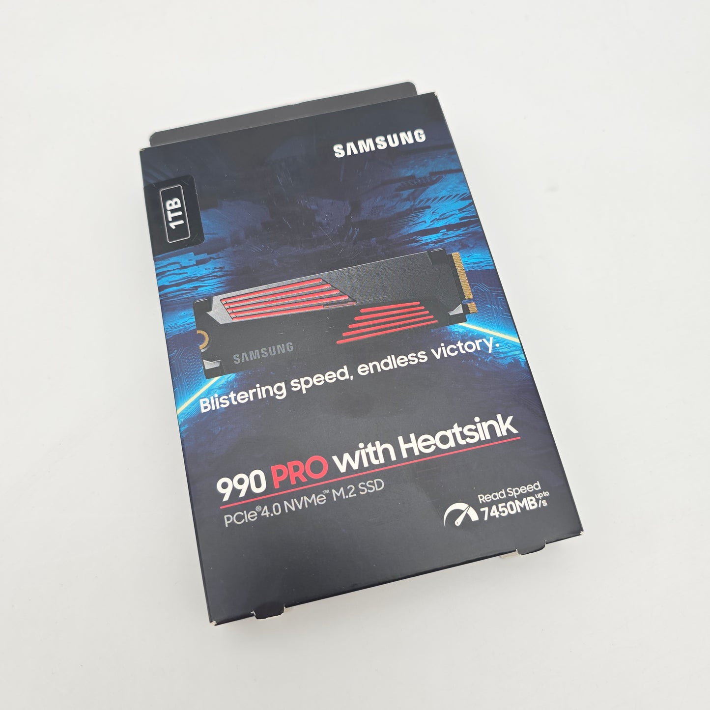 Samsung 990 Pro 1TB with Heatsink, M.2 NVMe Gen4 Internal Solid State Drive Storage SSD