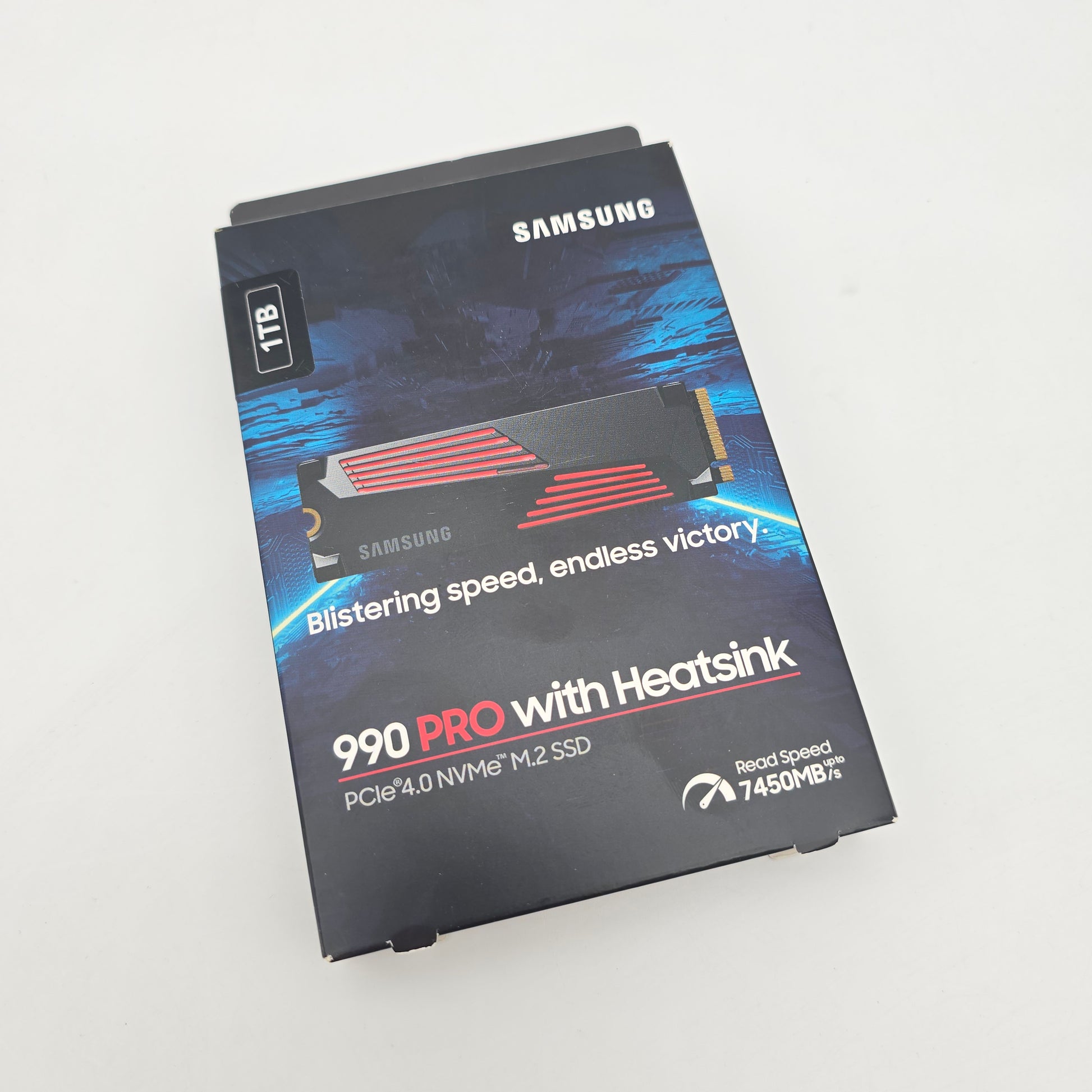 Samsung 990 Pro 1TB with Heatsink, M.2 NVMe Gen4 Internal Solid State Drive Storage SSD