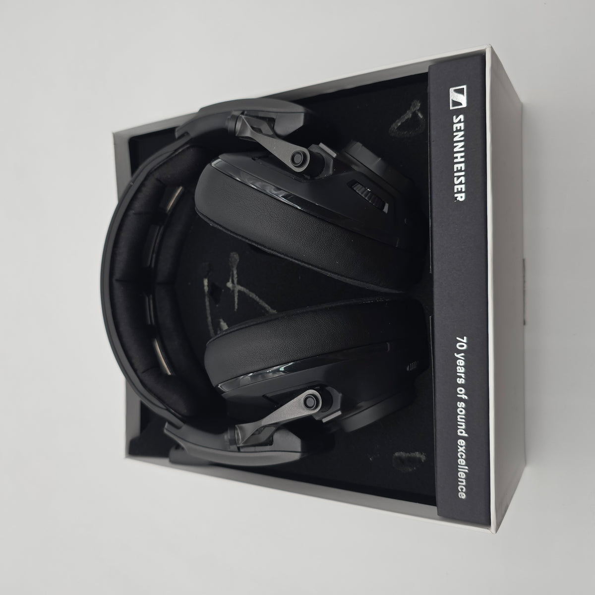Sennheiser GSP 670 Wireless Gaming Headset, PC & PS4 Compatible Surround Sound Headset