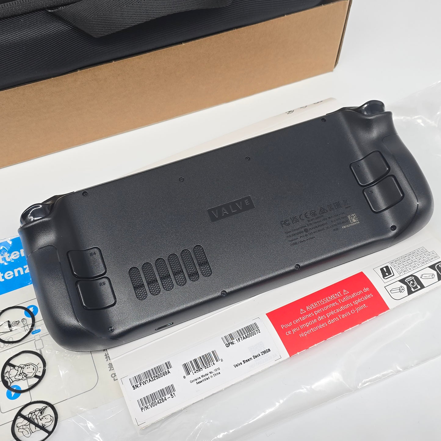 Valve Steam Deck LCD 256GB Handheld Game Console