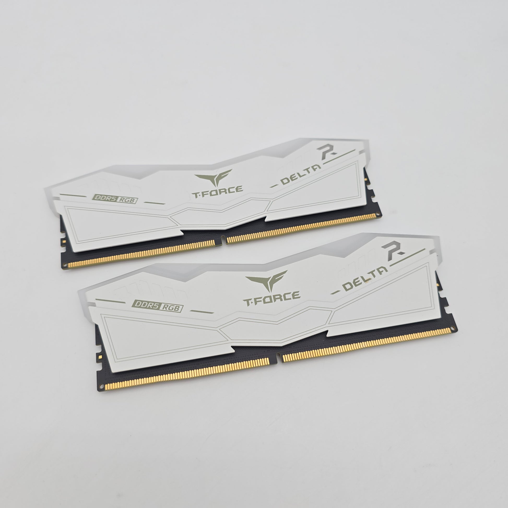 TeamGroup T-Force Delta R 16GB White DDR5, 6000MHz, CL38-38-38-78, Desktop Gaming Memory RAM (2x8GB)
