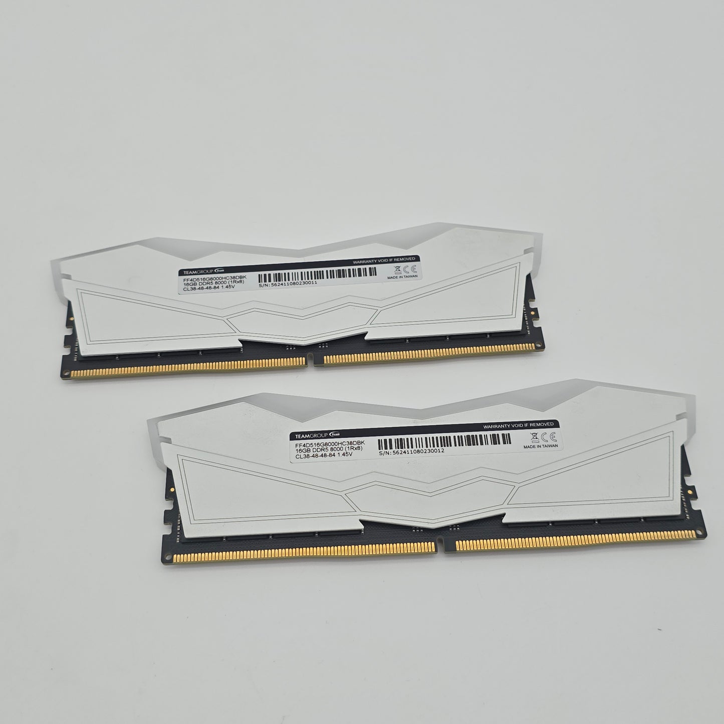 Teamgroup T-Force Delta R RGB 32GB DDR5, 8000MHz, CL38-48-48-84, Desktop Gaming Memory RAM (2x16GB)