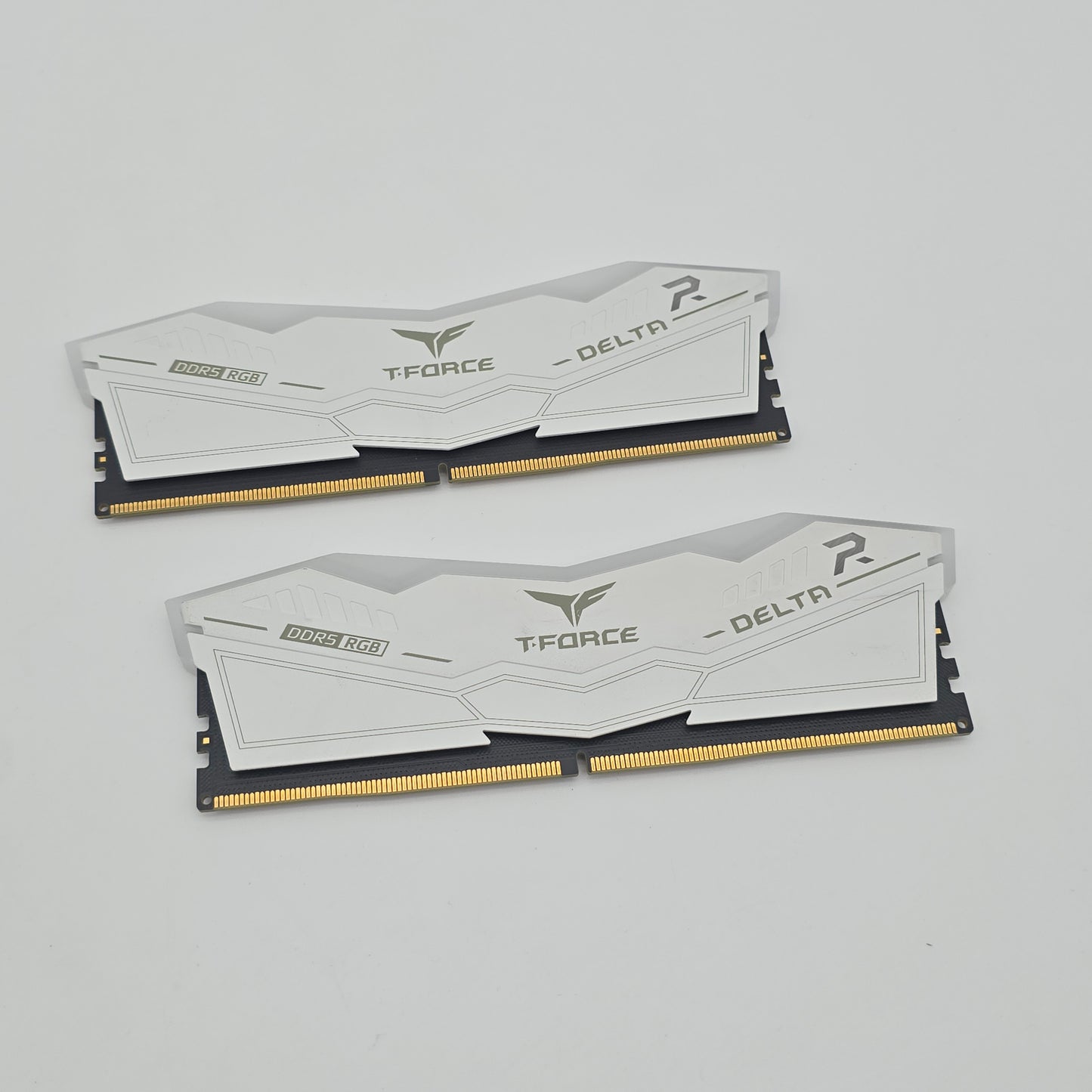 Teamgroup T-Force Delta R RGB 32GB DDR5, 8000MHz, CL38-48-48-84, Desktop Gaming Memory RAM (2x16GB)