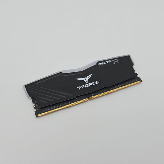 8GB RAM TForce DDR4 3200MHz, CL16-20-20-40, Like New Single RAM Stick