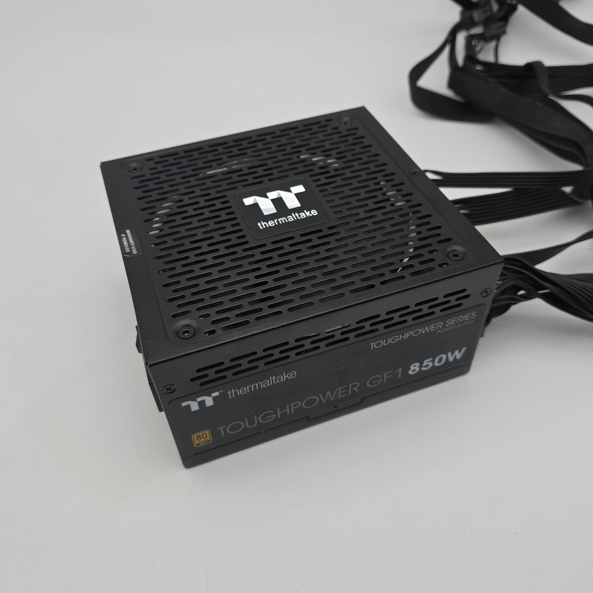 Thermaltake Toughpower GF1 850W 80+ Gold, Fully Modular Gaming Power Supply PSU
