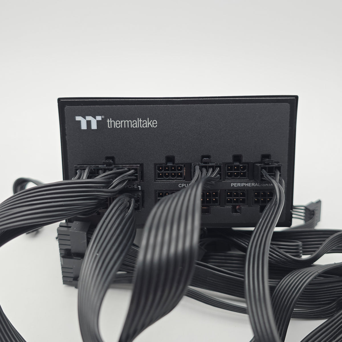 Thermaltake Toughpower GF1 850W 80+ Gold, Fully Modular Gaming Power Supply PSU