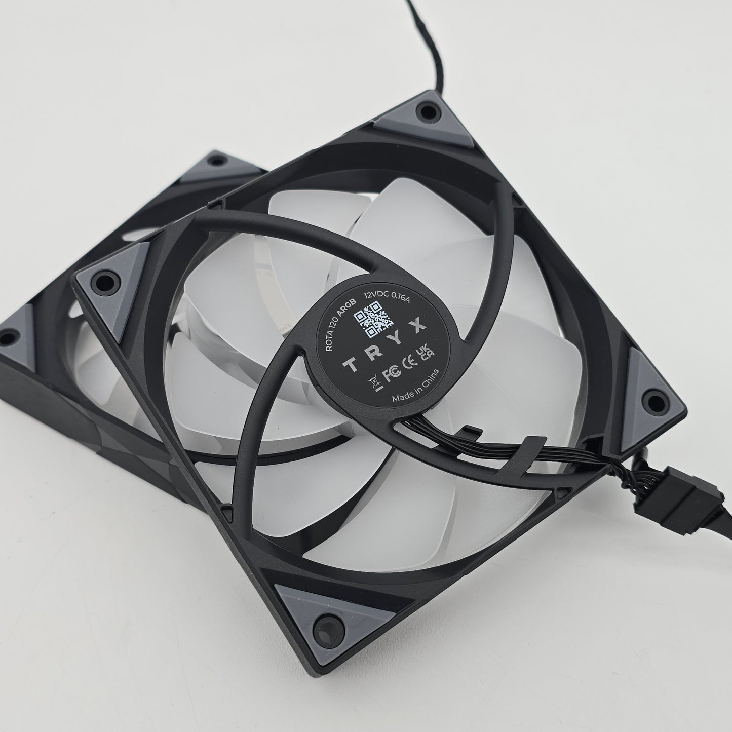 TRYX ROTA 120mm ARGB Black Fan, 3-Pack