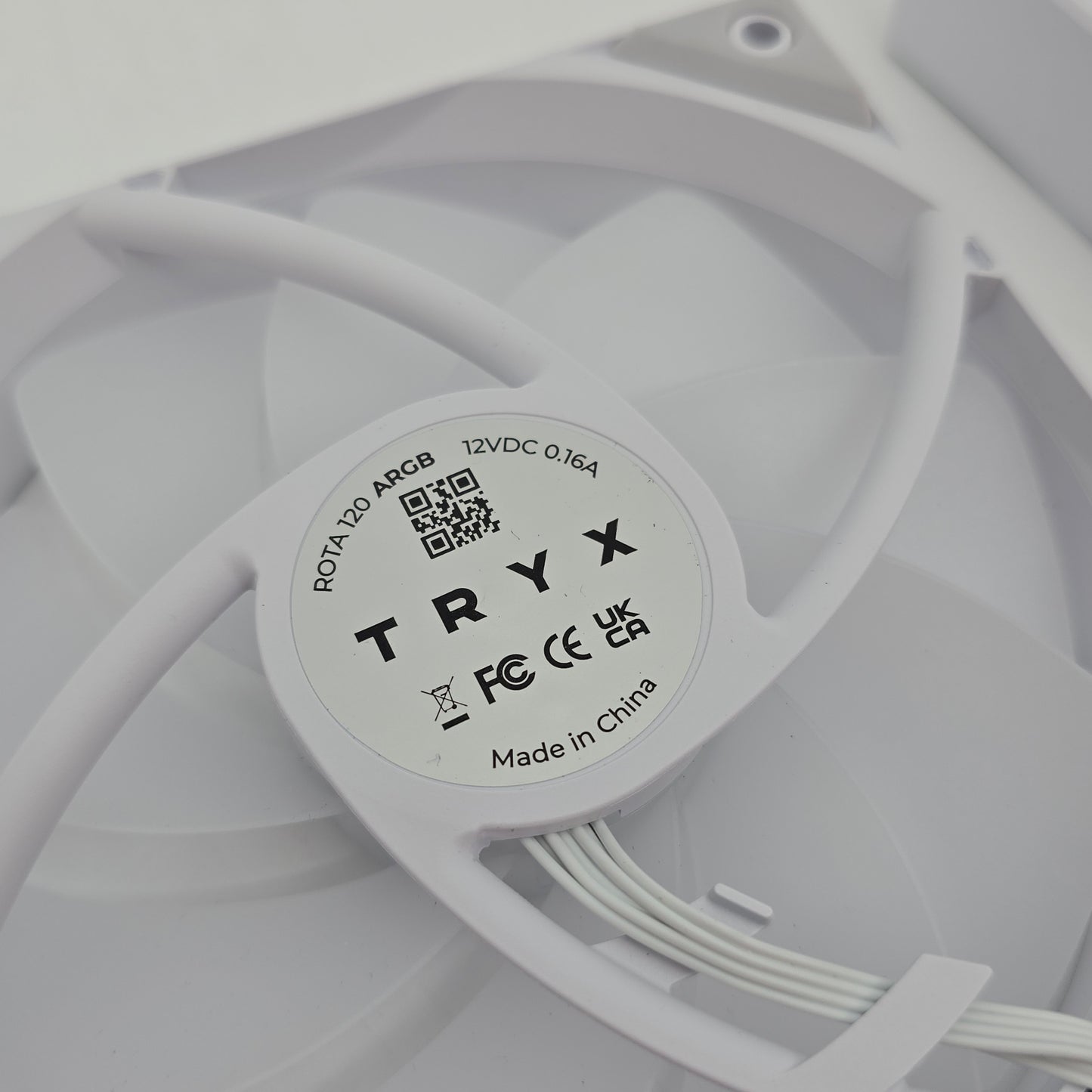 TRYX ROTA 120mm ARGB White Fan, 3-Pack