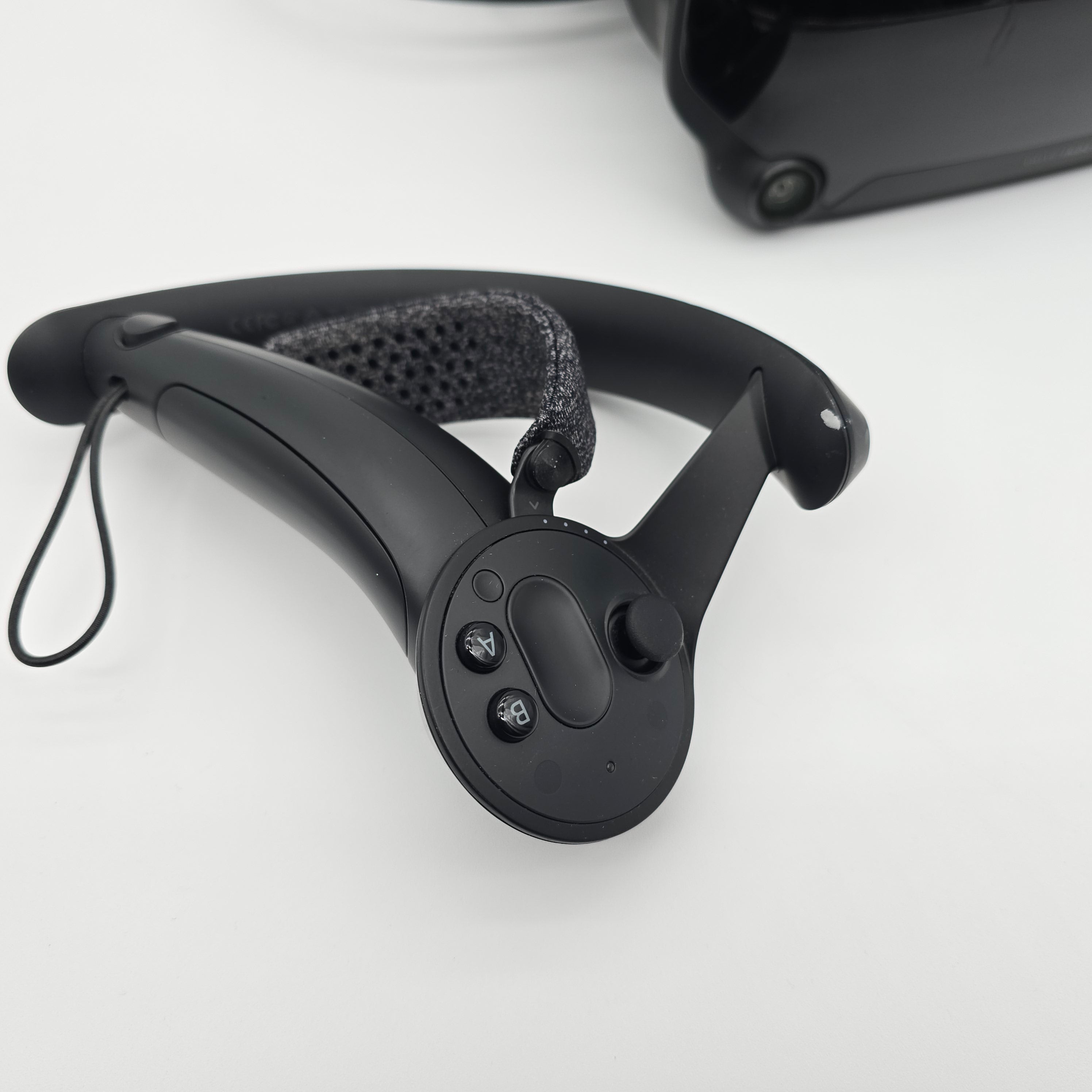 Valve Index VR Full PCVR Kit, Headset, Knuckle Controllers, Base Stati ...